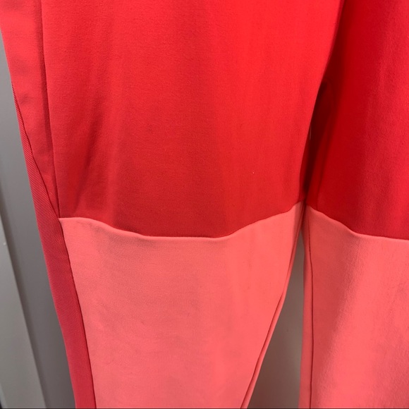 Rare Nikki Blackketter X gym shark Dynamic coral - Picture 9 of 12